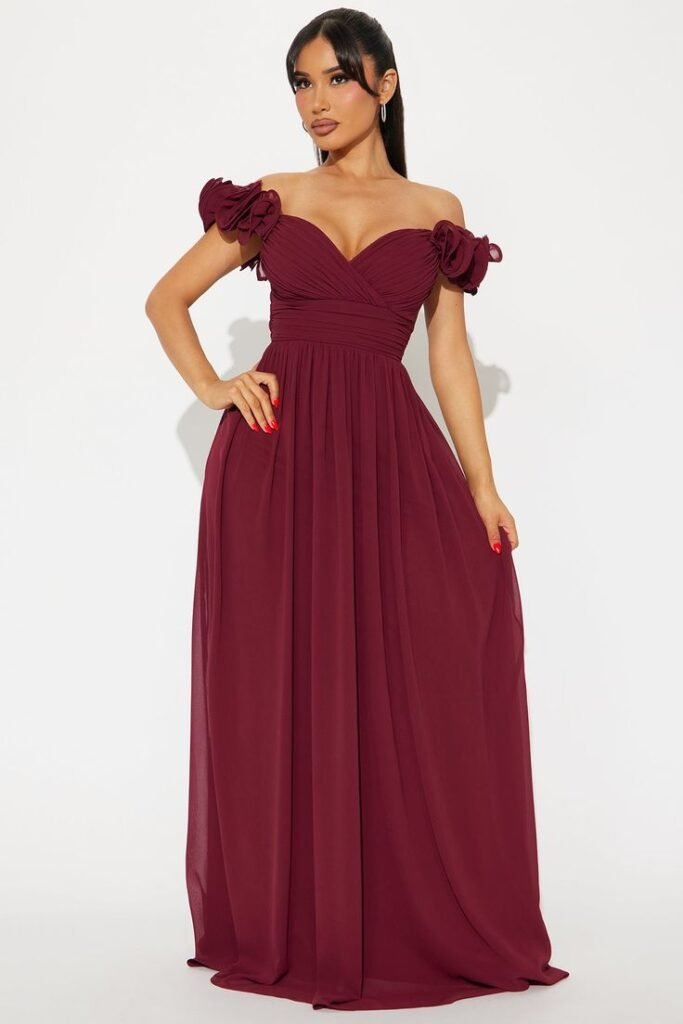  Morticia Maxi Dress with Off-Shoulder Flowing Fabric