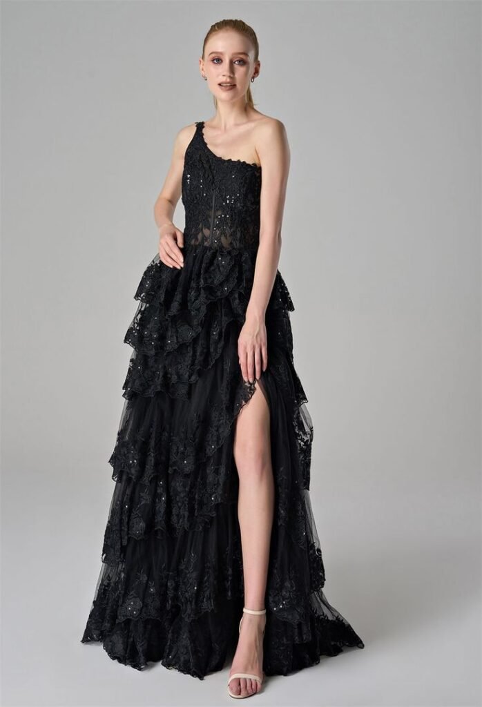 Full-Length Victorian Lace Dress with Layered Tulle Skirt