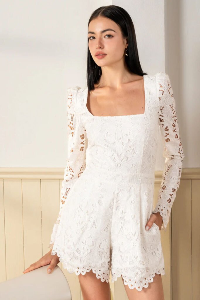 15+ All White Party Outfits to Shine with Elegance