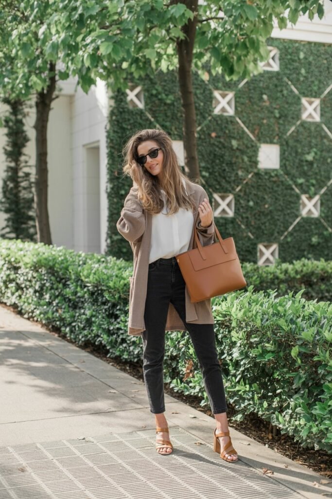 Neutral Layers with a Pop